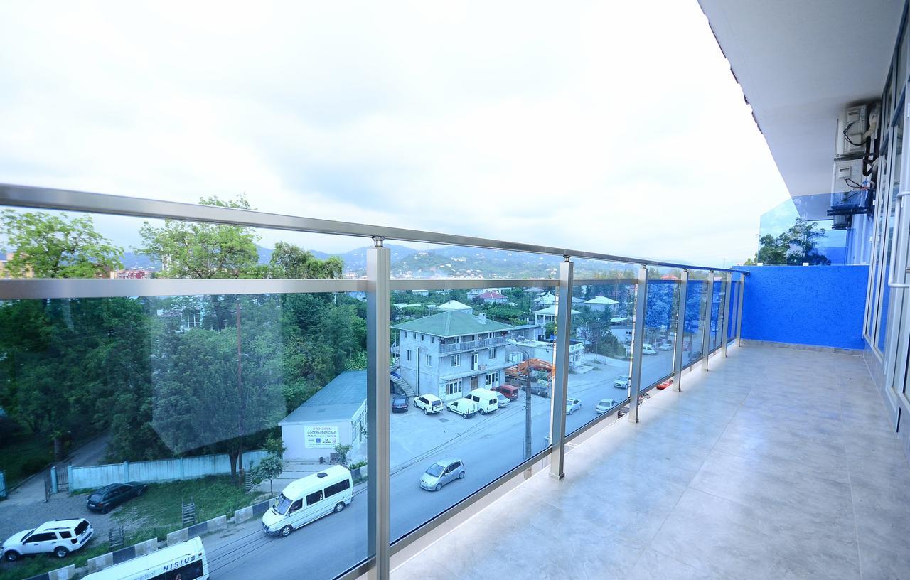 Hotel 725 B Батуми Екстериор снимка