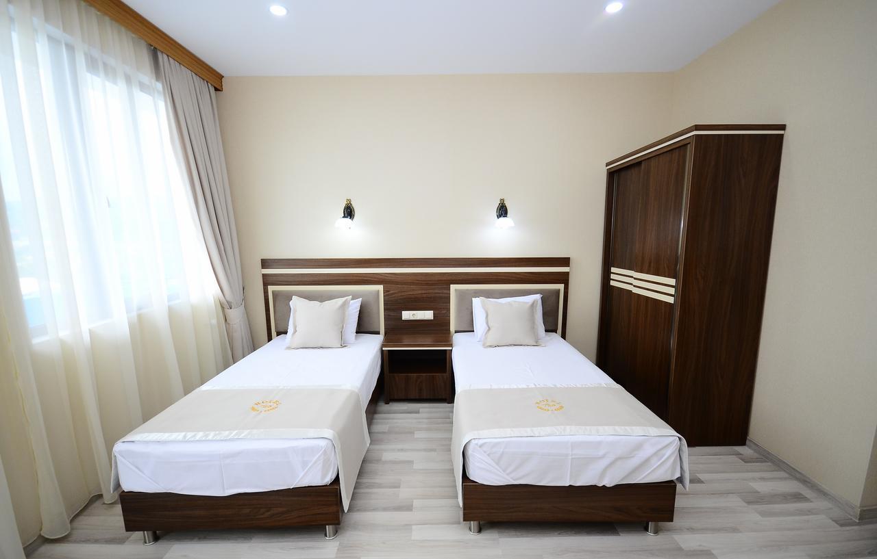 Hotel 725 B Батуми Екстериор снимка