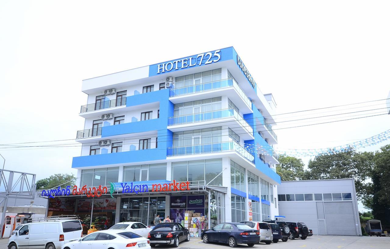 Hotel 725 B Батуми Екстериор снимка